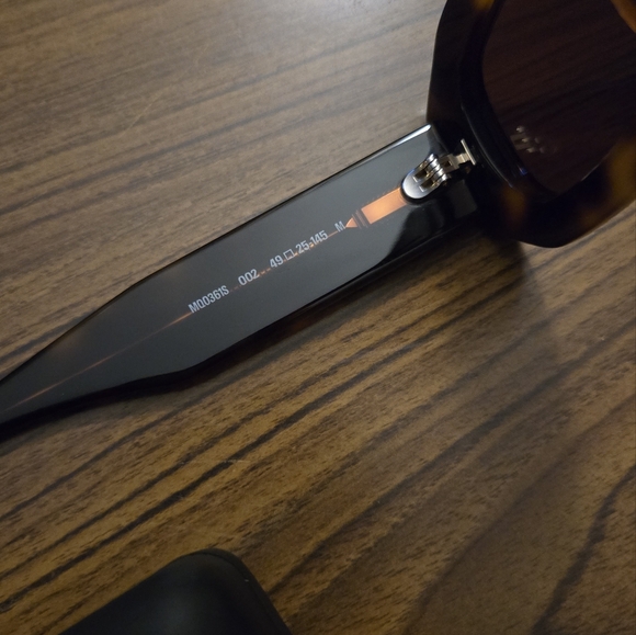 McQ Alexander McQueen Sunglasses MQ0361S - Picture 7 of 14